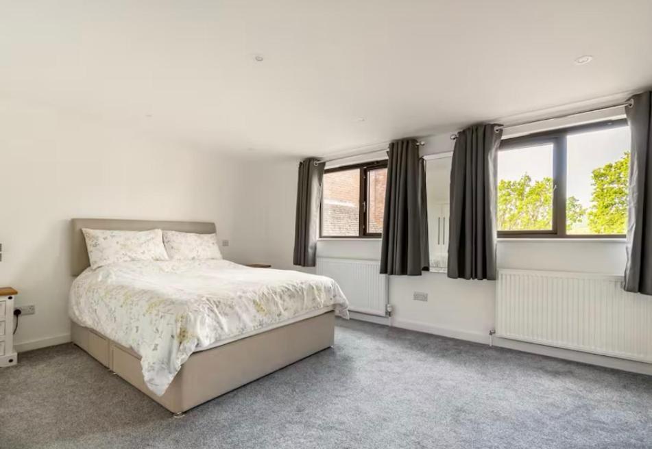 1 Bedroom Self Contained Separate Annexe In Exeter Ide Екстер'єр фото